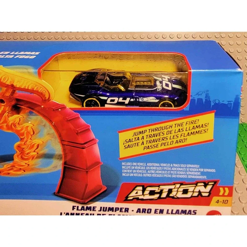 Hot Wheels Flame Jumper Playset Exclusive Limited Edition Car Diecast Collector